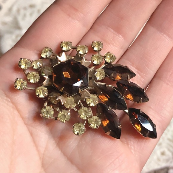 Vintage Jewelry Signed Cathe Brown & Light Green Rhinestone Brooch Pin - Picture 6 of 9